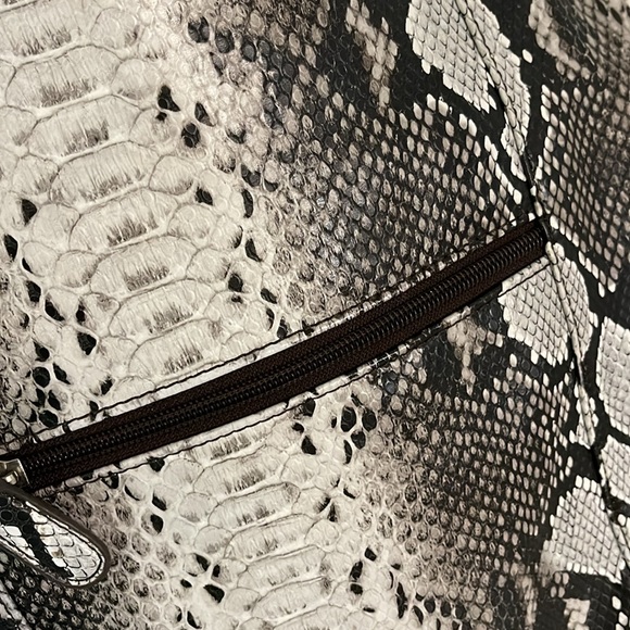 Pelle Studio Reptile Snakeskin Leather Tote Bag - Picture 6 of 8
